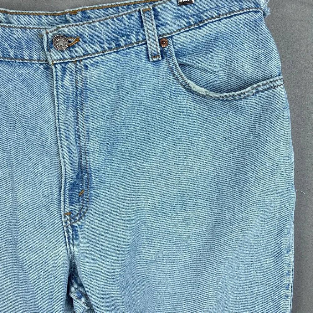 Levis frayed cut